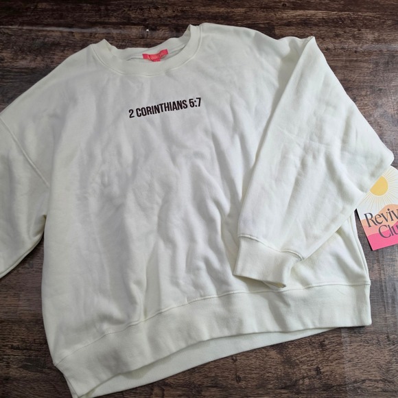 ELEVEN60 Tops - ELEVEN60 2 Corinthians 5:7 Sweatshirt Womens L Cream Embroidered Faith Pullover